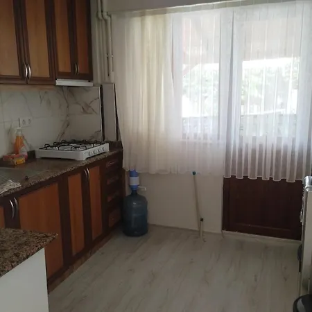 Villa Kadinlar Denizi Plaji 100 M Bahceli Havuzlu Kusadasi
